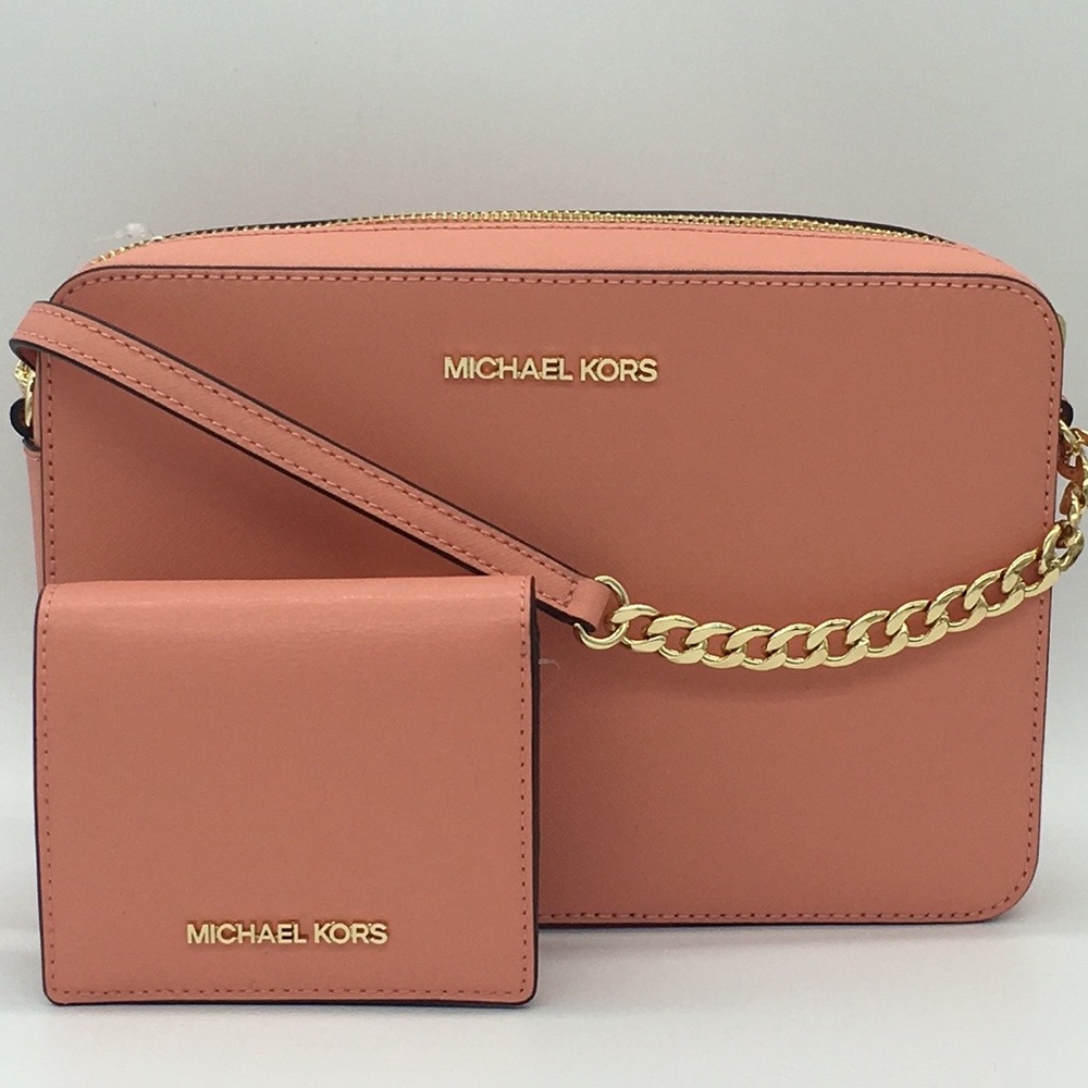 MICHAEL KORS LG EW CROSSBODY &MD CARRYALL CRD CASE - Picture 8 of 8